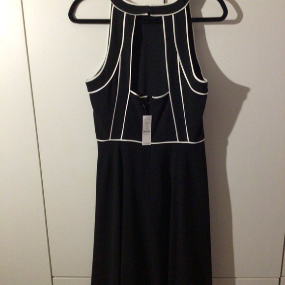 New Dress-Casual or Dress Up - Picture 3 of 3